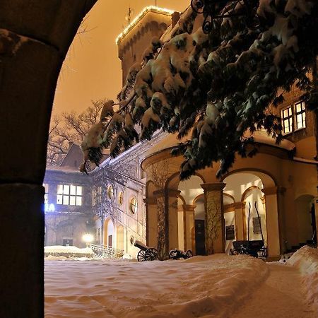 Zamek Otmuchow Bagian luar foto